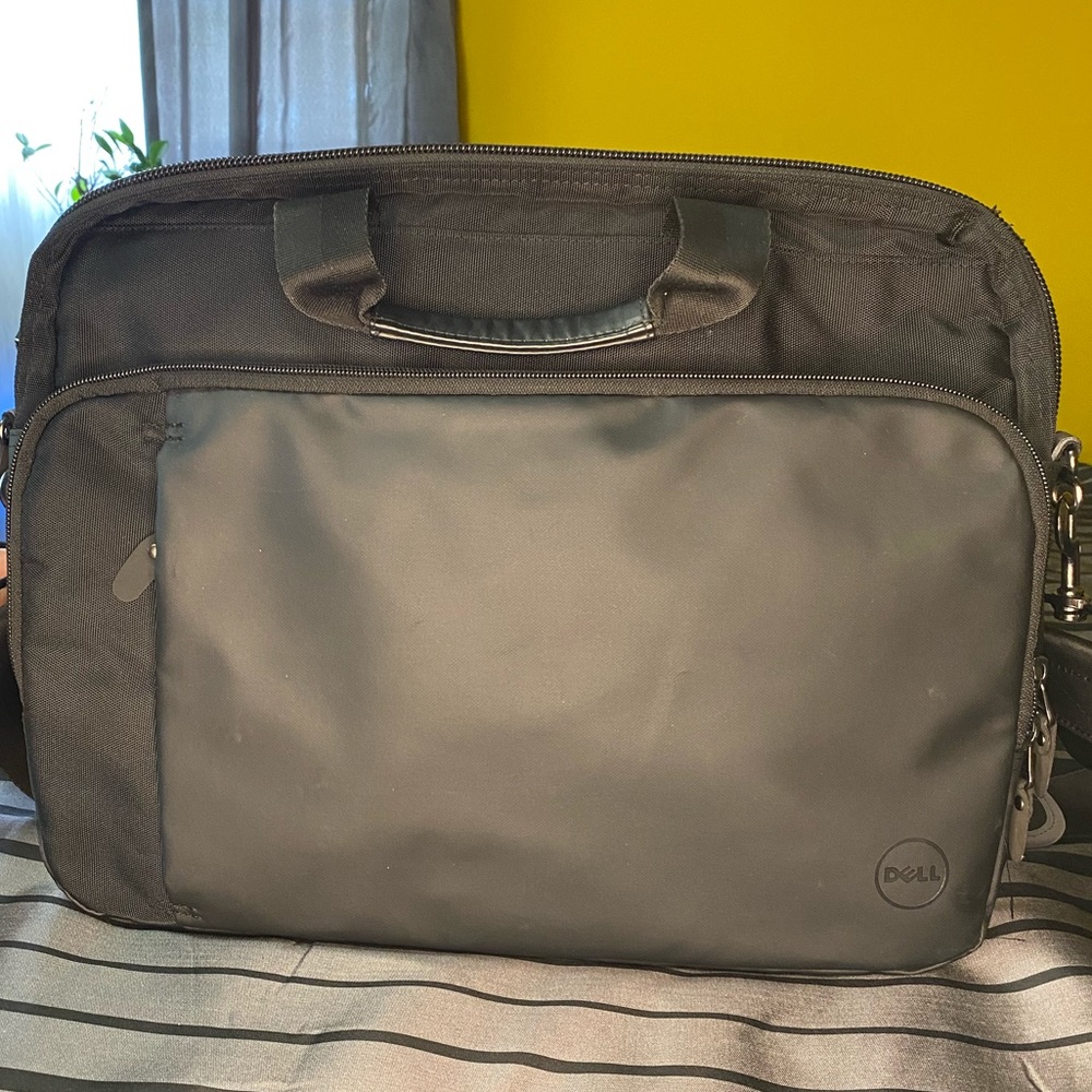 Dell men’s laptop bag